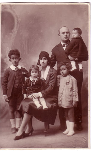 La famiglia Marincola, Archivio famiglia Marino, Fotografie, Roma, 1929 (circa).� 